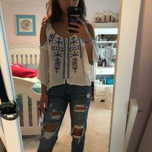 Flowy Boho Shoulderless Shirt